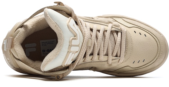 (W) 휠라 퓨전 데스페라도 위 베이지 스니커즈 T12W243223FTS Lookbook (W) 휠라 퓨전 데스페라도 위 베이지 스니커즈 T12W243223FTS