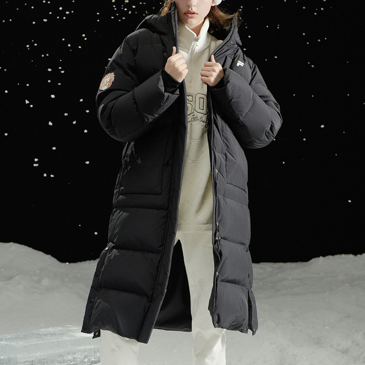 (Women) FILA Fusion  Long Hooded Down Jacket in Solid Black - Casual & Warm. T11W345907ABK 圖 4