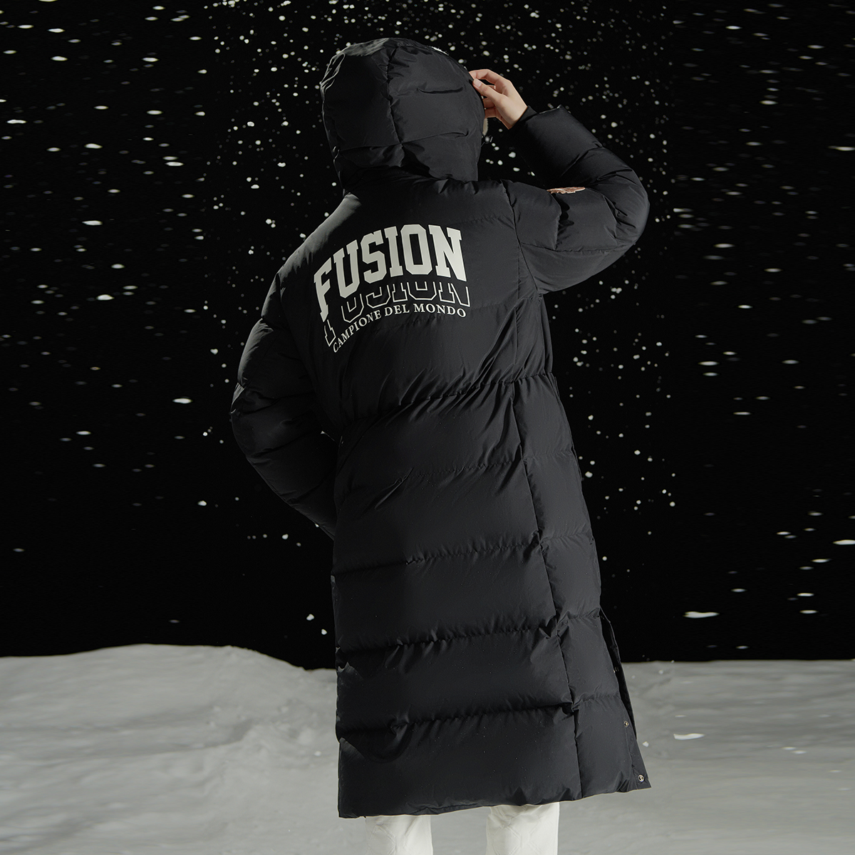 (Women) FILA Fusion  Long Hooded Down Jacket in Solid Black - Casual & Warm. T11W345907ABK 圖 5