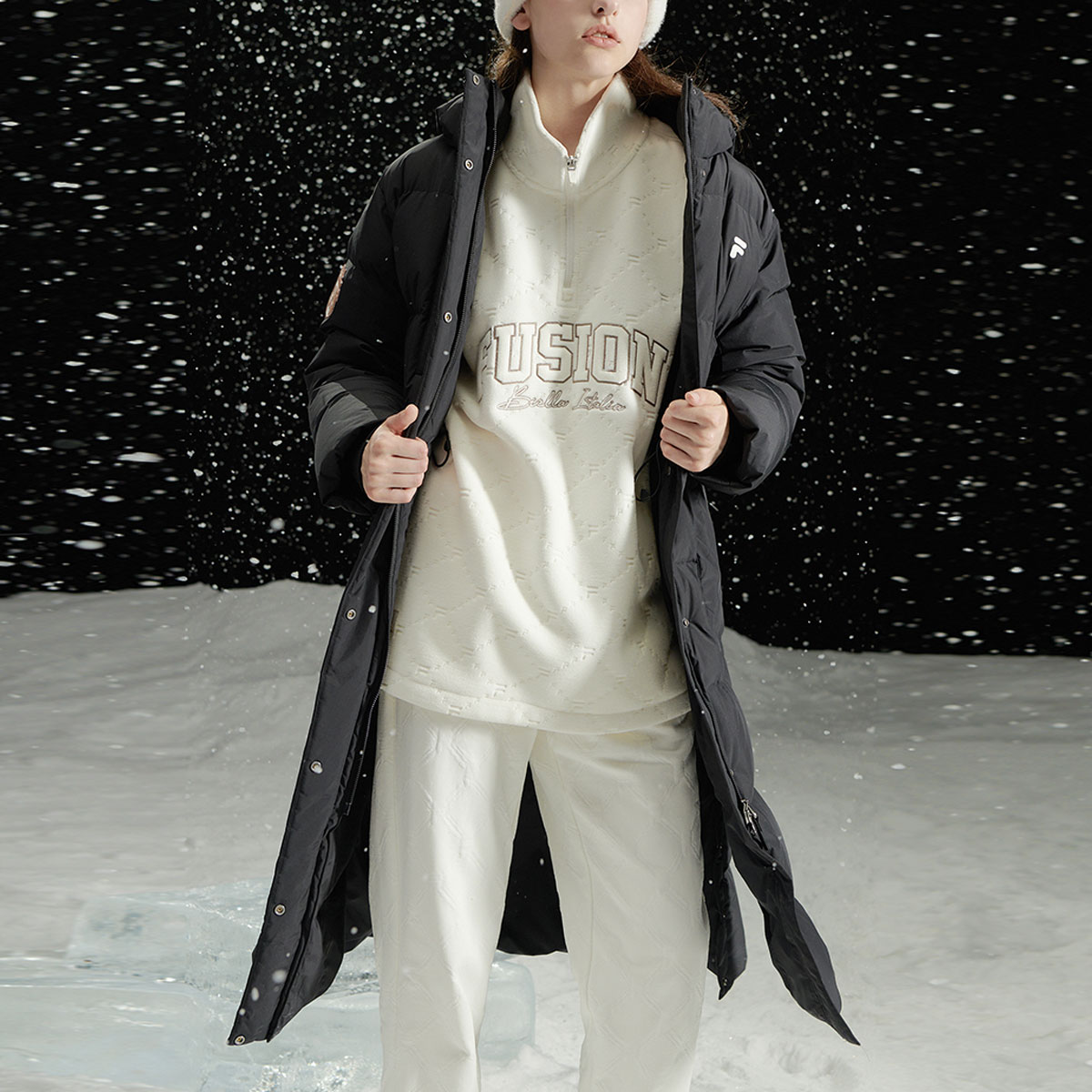 (Women) FILA Fusion  Long Hooded Down Jacket in Solid Black - Casual & Warm. T11W345907ABK 圖 7