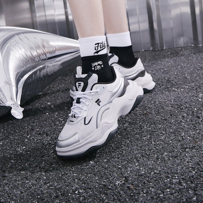 (W) 휠라 퓨전 비앙코 II (화이트/실버/블랙) T12W331301FNS Cheap (W) 휠라 퓨전 비앙코 II (화이트/실버/블랙) T12W331301FNS