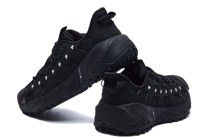 Purchase (W) FILA Fusion 'Triple Black' zapatillas negras. T12W135203FBK