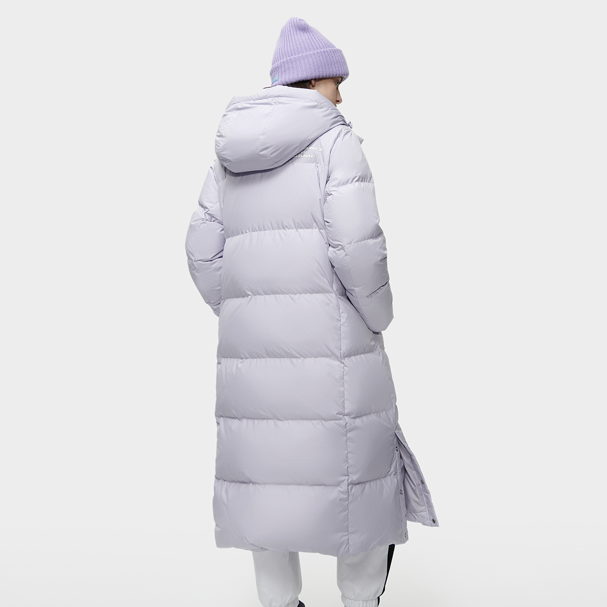 Sizing (W) 휠라 퓨전 어반 테크 라벤더 후드 롱 다운 재킷 코트. T11W341910F-PU