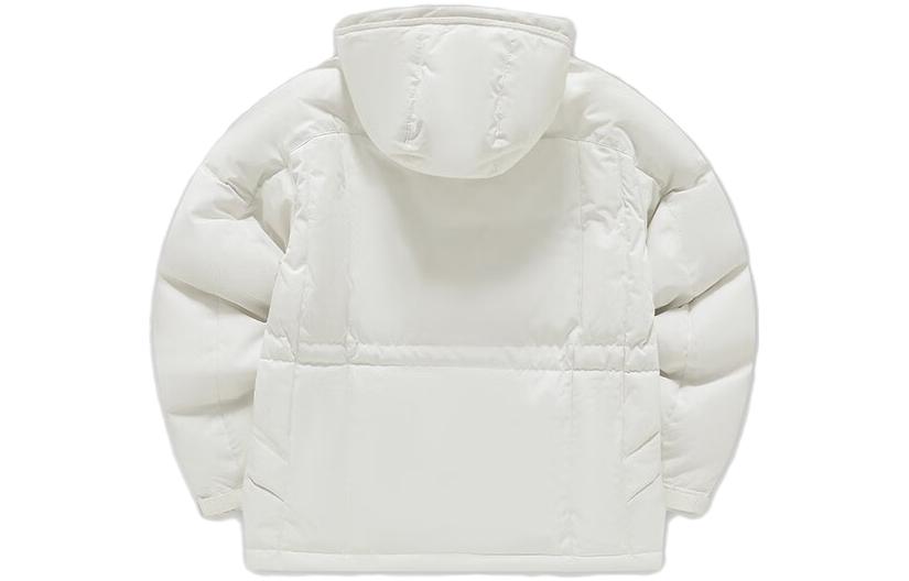 Lookbook (W) FILA Fusion 白色连帽羽绒服 带拉链和标志. T11W345911FWT