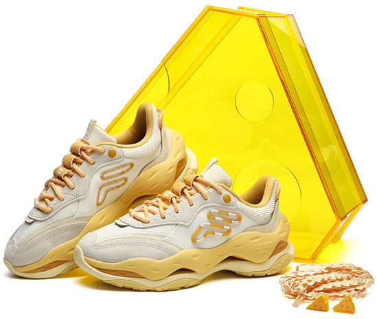 women-fila-fusion-winter-white-gold-apricot-yellow-t12-w241103-fwg-s-box1