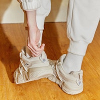 (W) Zapatillas FILA FUSION ADE Barricade 'Beige Blanco' T12W313201FOM 2