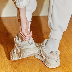 (W) Sneakers FILA FUSION ADE Barricade 'Beige Putih' T12W313201FOM 2