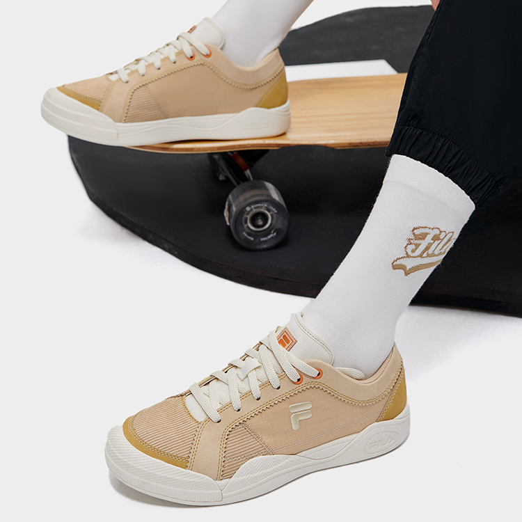 Cheap (W) FILA FUSION ATV 'Golden Wheat' Sepatu Emas Gandum T12W312301FAA