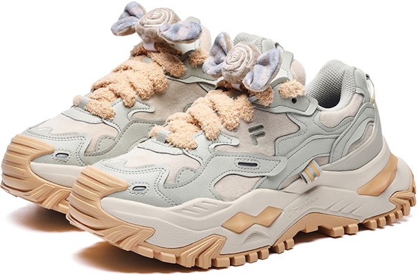 (W) FILA FUSION Bianco Sneakers 'Kelabu Jingga' T12W241301FPB Order (W) FILA FUSION Bianco Sneakers 'Kelabu Jingga' T12W241301FPB