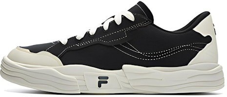 (Women) FILA FUSION Canvas Low 'Black White' T12W322109ABA (Women) FILA FUSION Canvas Low 'Black White' T12W322109ABA