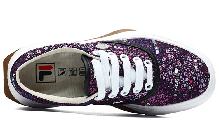 Shop (W) FILA Fusion キャンバスシューズ（パープル） F12W134347FPP