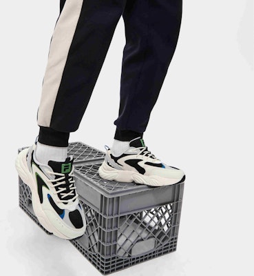 (W) Sneakers FILA FUSION Conch DX 'Putih Hitam' T12M311111FGV Details for (W) Sneakers FILA FUSION Conch DX 'Putih Hitam' T12M311111FGV