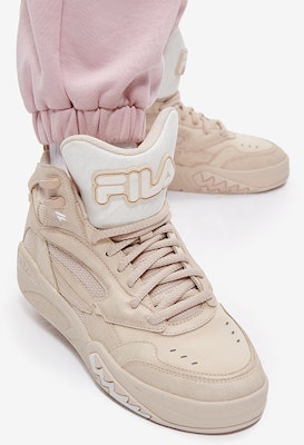 (Women) FILA FUSION Desperado 'Cassava Powder Snow White' T12W243221FTS 3