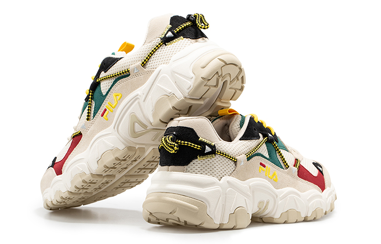 Shop (W) 斐乐FUSION浅色流体运动鞋 '米色' T12W031117FAN