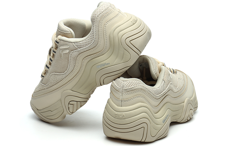 Shop (W) FILA FUSION Handle 'Beige Retro' zapatillas vintage. T12W141221FAB