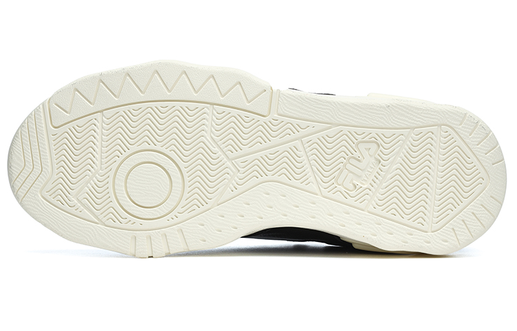 Purchase FILA FUSION斐樂潮牌 Kick 時尚潮流休閒 低幫 板鞋 女款 黑灰