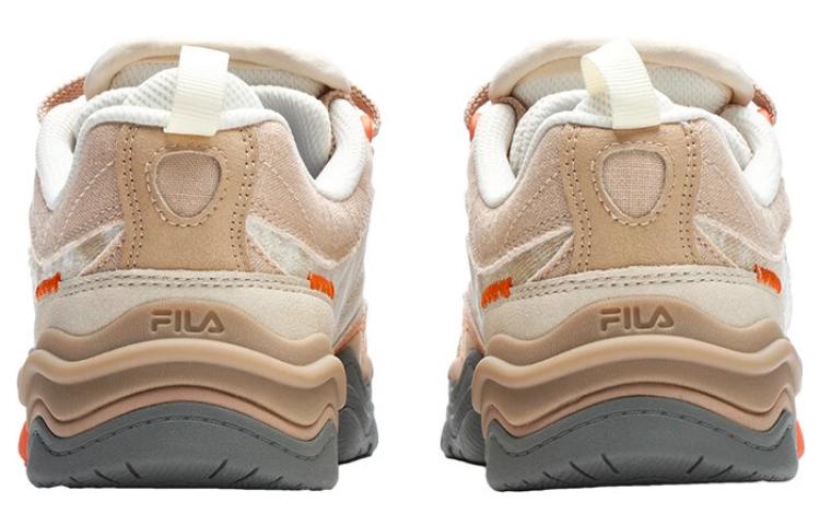 Shop FILA FUSION斐樂潮牌 KICK 防滑耐磨 低筒 滑板鞋 女款 木薯粉