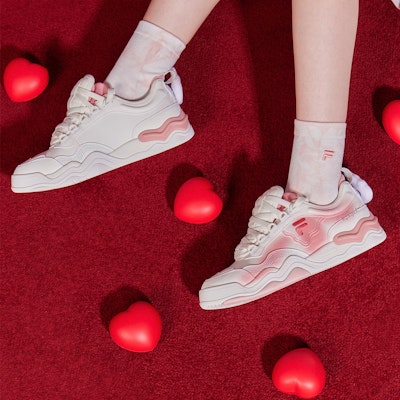 (W) 斐乐FUSION休闲运动鞋'白粉色' T12W312206FSQ Details for (W) 斐乐FUSION休闲运动鞋'白粉色' T12W312206FSQ