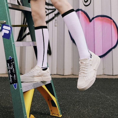 (W) Sepatu FILA FUSION Gaya Hidup Skate 'Beige' T12W332101FWR Sizing (W) Sepatu FILA FUSION Gaya Hidup Skate 'Beige' T12W332101FWR