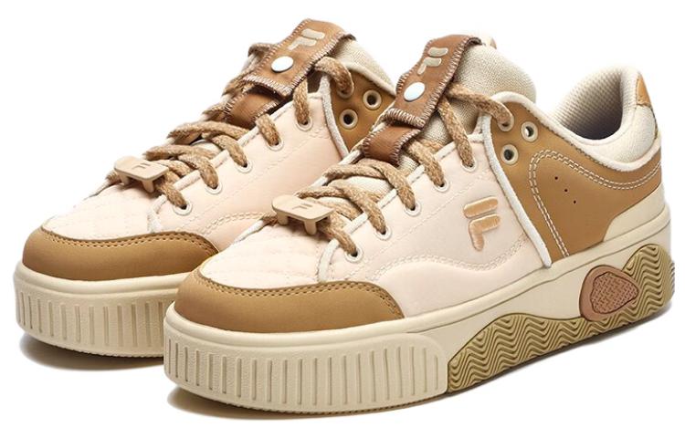 Order (W) FILA FUSION スタック スケシュー (ベージュブラウン) T12W312203FBT