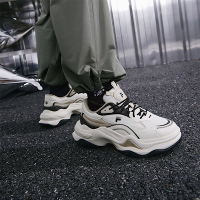【聯易測試】 FILA FUSION斐樂潮牌 Bianco 硬糖2代 織物 潮流運動增高鞋 低筒 老爸鞋 女款 白色 Sizing 【聯易測試】 FILA FUSION斐樂潮牌 Bianco 硬糖2代 織物 潮流運動增高鞋 低筒 老爸鞋 女款 白色