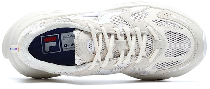 (W) FILA FUSION Mars 2 Sneakers 'Beige Putih' T12W227328FWS Lookbook (W) FILA FUSION Mars 2 Sneakers 'Beige Putih' T12W227328FWS