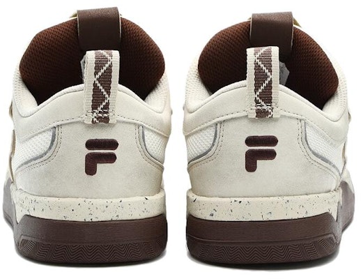 (W) FILA FUSION Nollie Sneakers 'Putih Beige' T12W332301FGA Lookbook (W) FILA FUSION Nollie Sneakers 'Putih Beige' T12W332301FGA