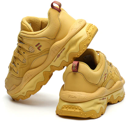 FILA FUSION斐乐潮牌 QD96 復古 防滑耐磨 低幫 老爹鞋 女款 橘黃 Shop FILA FUSION斐乐潮牌 QD96 復古 防滑耐磨 低幫 老爹鞋 女款 橘黃