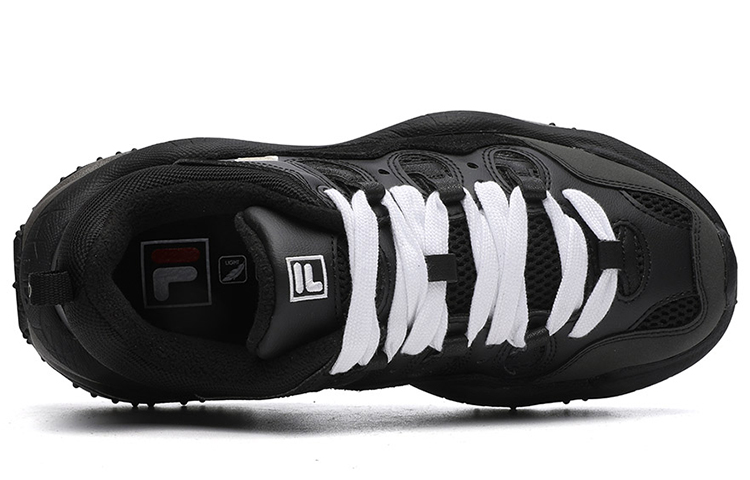 Shop FILA FUSION斐樂潮牌 QD96 復古 老爹鞋 女款 黑