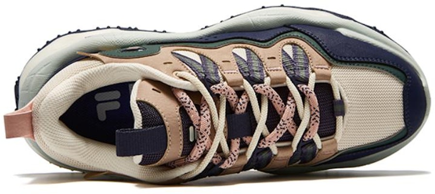 (Women) FILA FUSION QD96 DX 'Light Khaki' T12W341109FGL Lookbook (Women) FILA FUSION QD96 DX 'Light Khaki' T12W341109FGL
