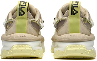 (W) FILA FUSION QD96 x White Mountaineering 运动鞋 '米黄色' T12W145227FSL Lookbook (W) FILA FUSION QD96 x White Mountaineering 运动鞋 '米黄色' T12W145227FSL