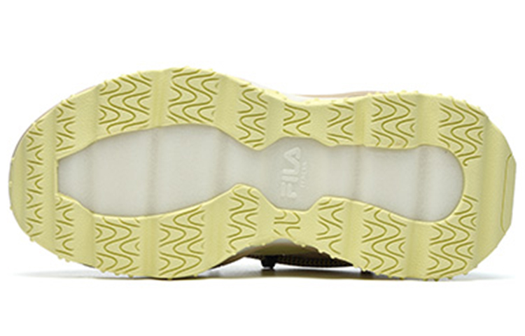 Shop (W) FILA FUSION QD96 x White Mountaineering 运动鞋 '米黄色' T12W145227FSL