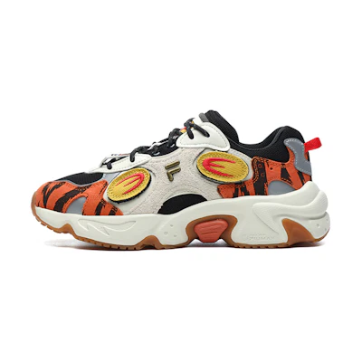 (W) FILA FUSION Raccoon CNY Shoes 'White Orange'
