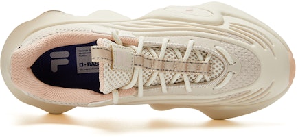 FILA FUSION斐乐潮牌 放射線RAY3 緩震休閒 低幫 老爹鞋 女款 棕色 Lookbook FILA FUSION斐乐潮牌 放射線RAY3 緩震休閒 低幫 老爹鞋 女款 棕色