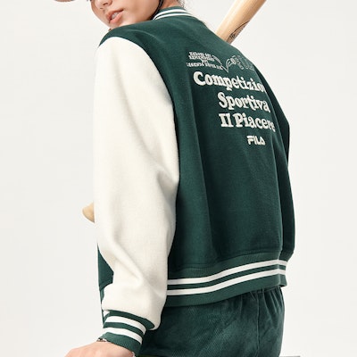(W) Chaqueta Béisbol FILA FUSION Retro Logo Verde Isla Profunda Colorblock. T11W142501F-GN Purchase (W) Chaqueta Béisbol FILA FUSION Retro Logo Verde Isla Profunda Colorblock. T11W142501F-GN