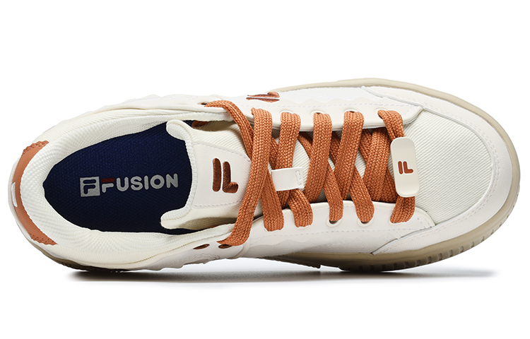 Lookbook (W) Kasut Skate FILA FUSION Stack 'Putih Oren' T12W232201FGB