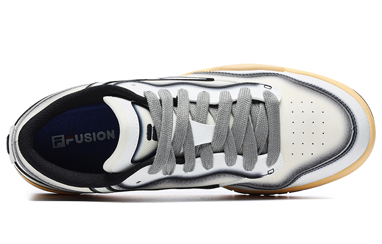 Lookbook (W) 휠라 퓨전 T88 SKB '빈티지 화이트' T12W232313FAB