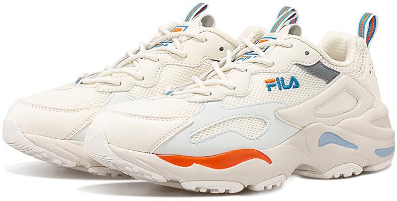 (W) 휠라 퓨전 트레이서 '크림 화이트' T12W031110FGD Lookbook (W) 휠라 퓨전 트레이서 '크림 화이트' T12W031110FGD