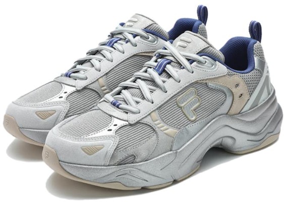 (W) FILA FUSION Unique シルバー (Unique Silver) T12W411615FBC Lookbook (W) FILA FUSION Unique シルバー (Unique Silver) T12W411615FBC