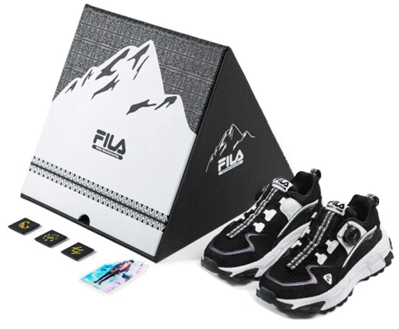 women-fila-fusion-x-white-mountaineering-sky-runner-c-pitch-skyward-t12-w044108-fbw