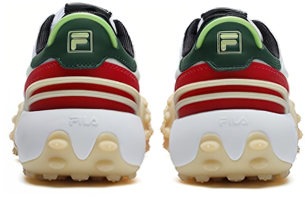 (W) 휠라 가라 청키 스니커즈 '화이트 레드 그린' F12W213111FWV Lookbook (W) 휠라 가라 청키 스니커즈 '화이트 레드 그린' F12W213111FWV