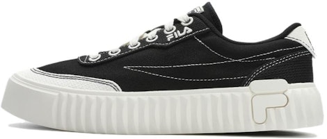 (Women) FILA Gear 1S 'Oreo' F12W432310FBK (Women) FILA Gear 1S 'Oreo' F12W432310FBK