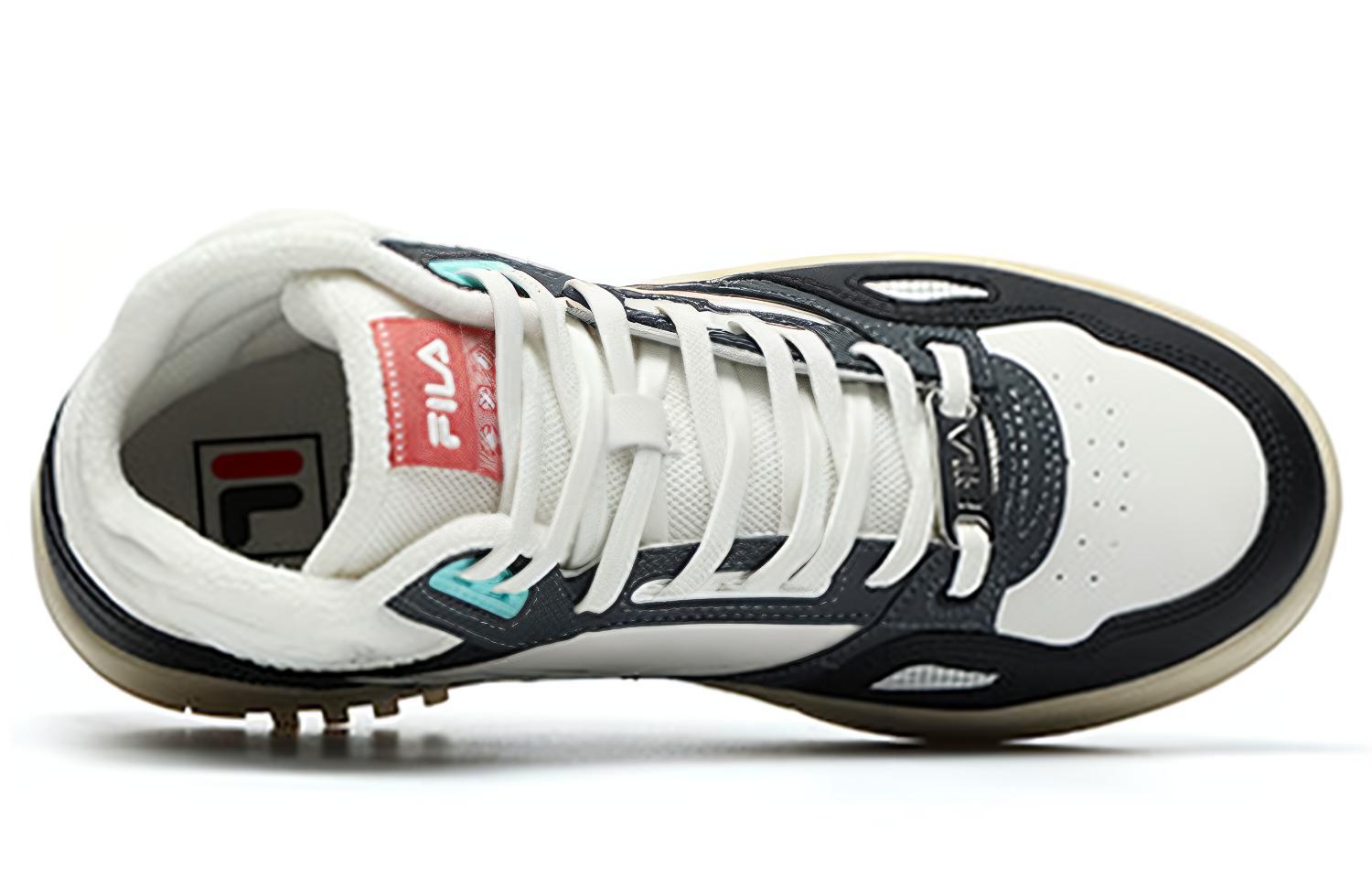 Lookbook (W) FILA グローリー ミッド 黒白 (FILA Gurōrī Middo Kuro Shiro) F12W141216FWB