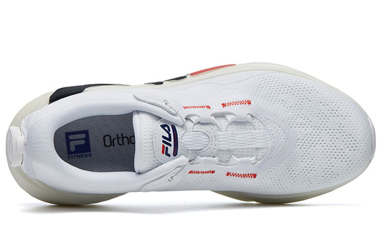 Shop FILA 斐樂 傳承系列 健身運動 透氣 低幫 跑步鞋 女款 白色