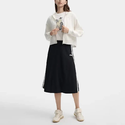 (W) Chaqueta Casual de Punto FILA HERITAGE - Blanca. F11W438501F-WT Shop (W) Chaqueta Casual de Punto FILA HERITAGE - Blanca. F11W438501F-WT