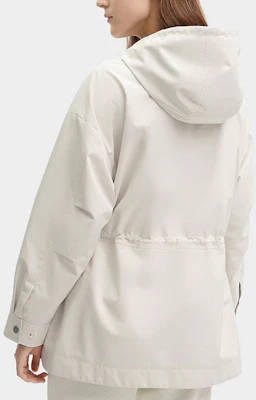 (W) FILA 复古经典运动长款多功能夹克 浅灰色 F11W418705F-GY Shop (W) FILA 复古经典运动长款多功能夹克 浅灰色 F11W418705F-GY