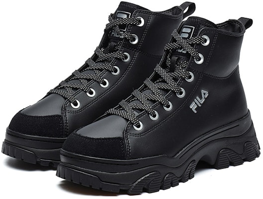 (W) 휠라 가죽 하이탑 워커 (블랙) F12W144403FBK Lookbook (W) 휠라 가죽 하이탑 워커 (블랙) F12W144403FBK