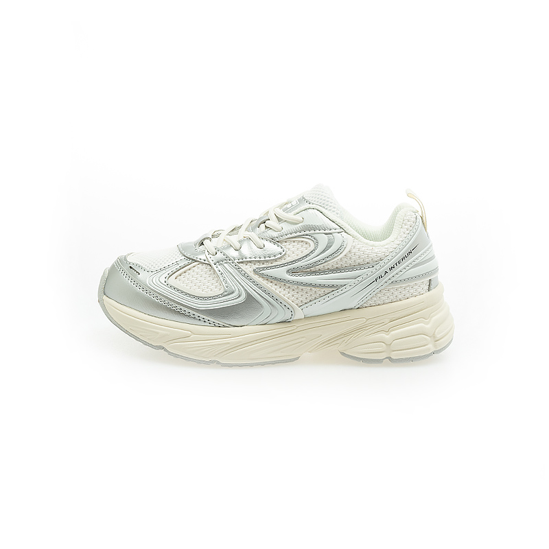 (Women) FILA Interun KD Sneakers Platinum Metal FK261CD01X044-100