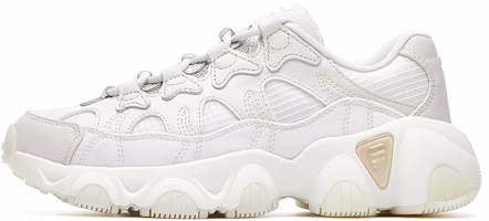 (Women) FILA Jagger VNTG Running Shoes White/Grey F12W031402FMS (Women) FILA Jagger VNTG Running Shoes White/Grey F12W031402FMS