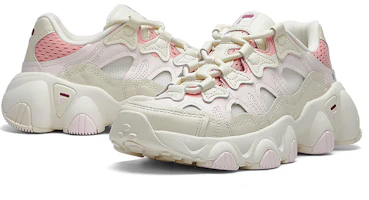 Shop Fila Fusion 斐樂潮牌 Jagger 復古跑鞋 女款 白粉